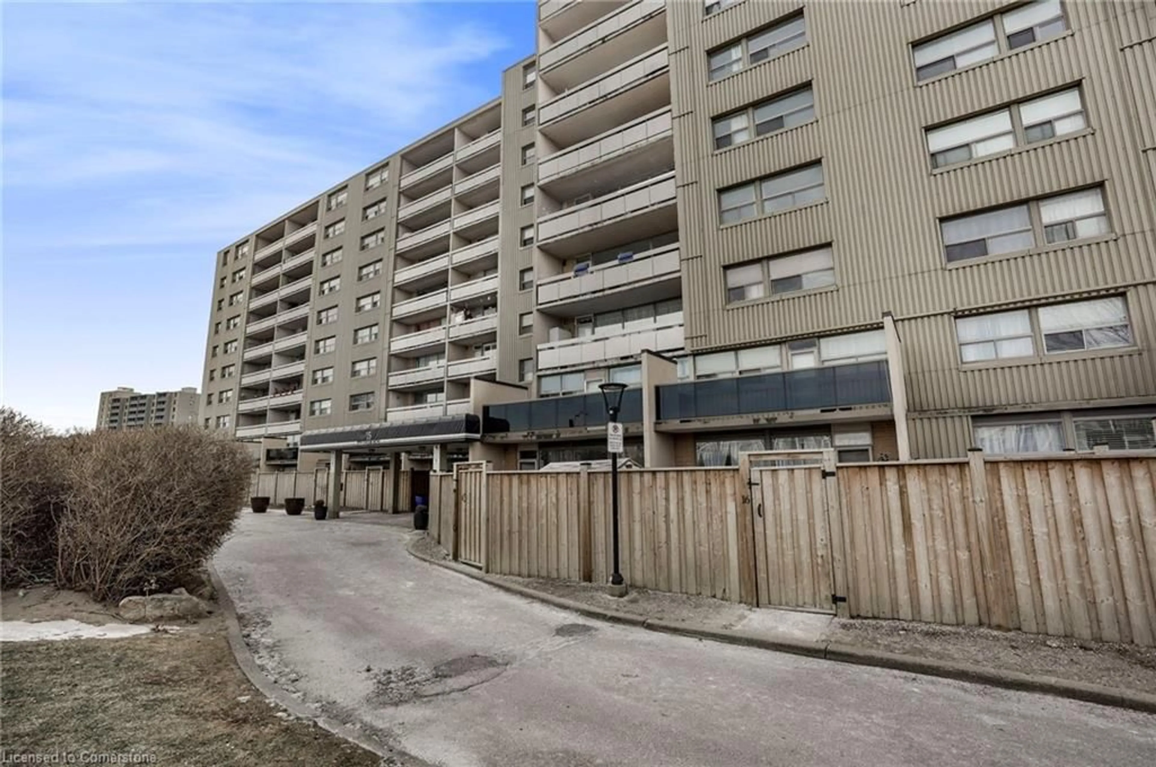 Unknown for 15 Albright Rd #1, Hamilton Ontario L8K 5J2
