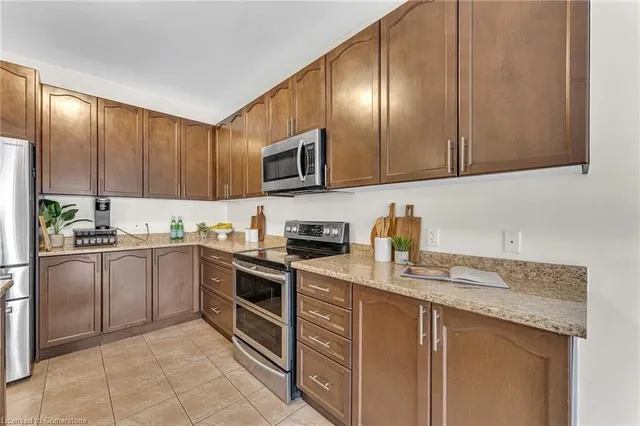 Additional property image - 86 Keystone Crescent Cres