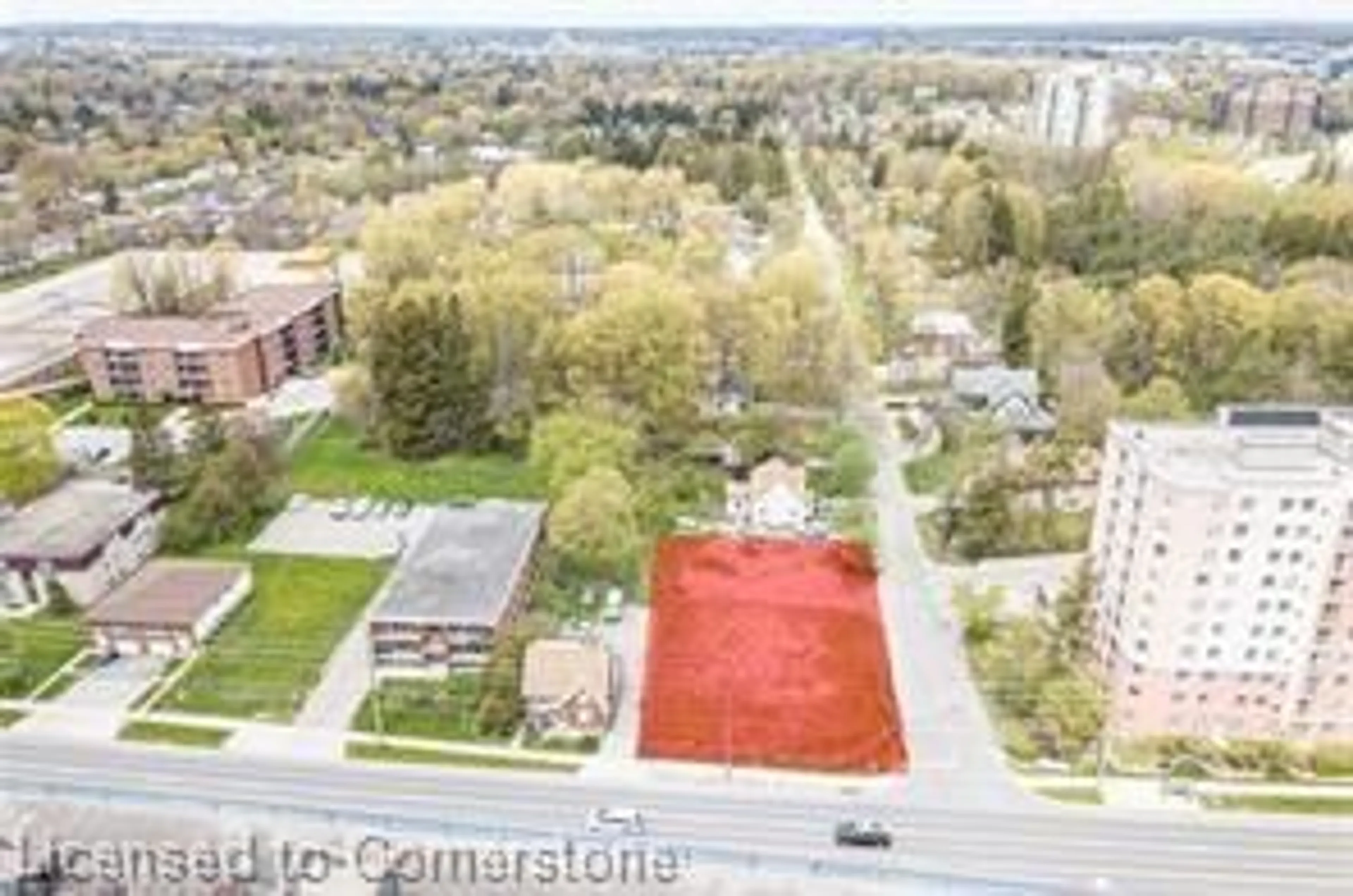 A pic from outside/outdoor area/front of a property/back of a property/a pic from drone, street for 282 Erb St, Waterloo Ontario N2L 1W3