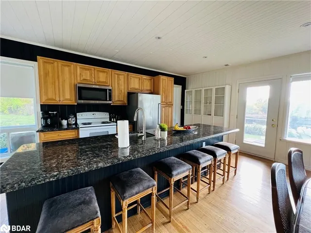 Additional image 9 of 8 Renwood Pl