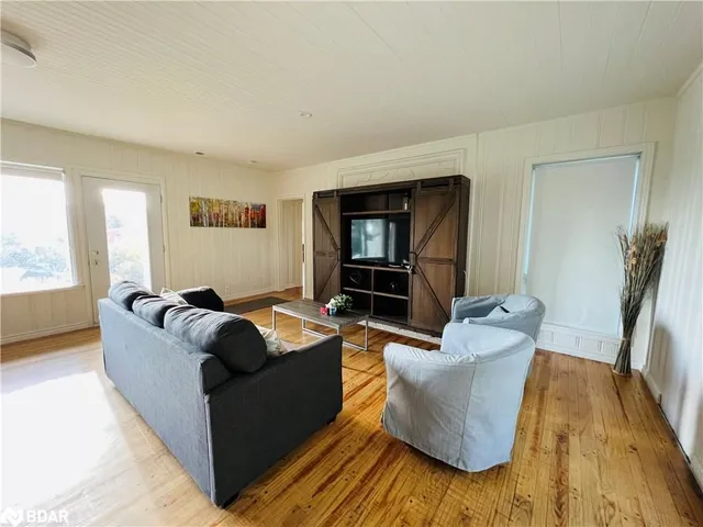 Additional image 8 of 8 Renwood Pl