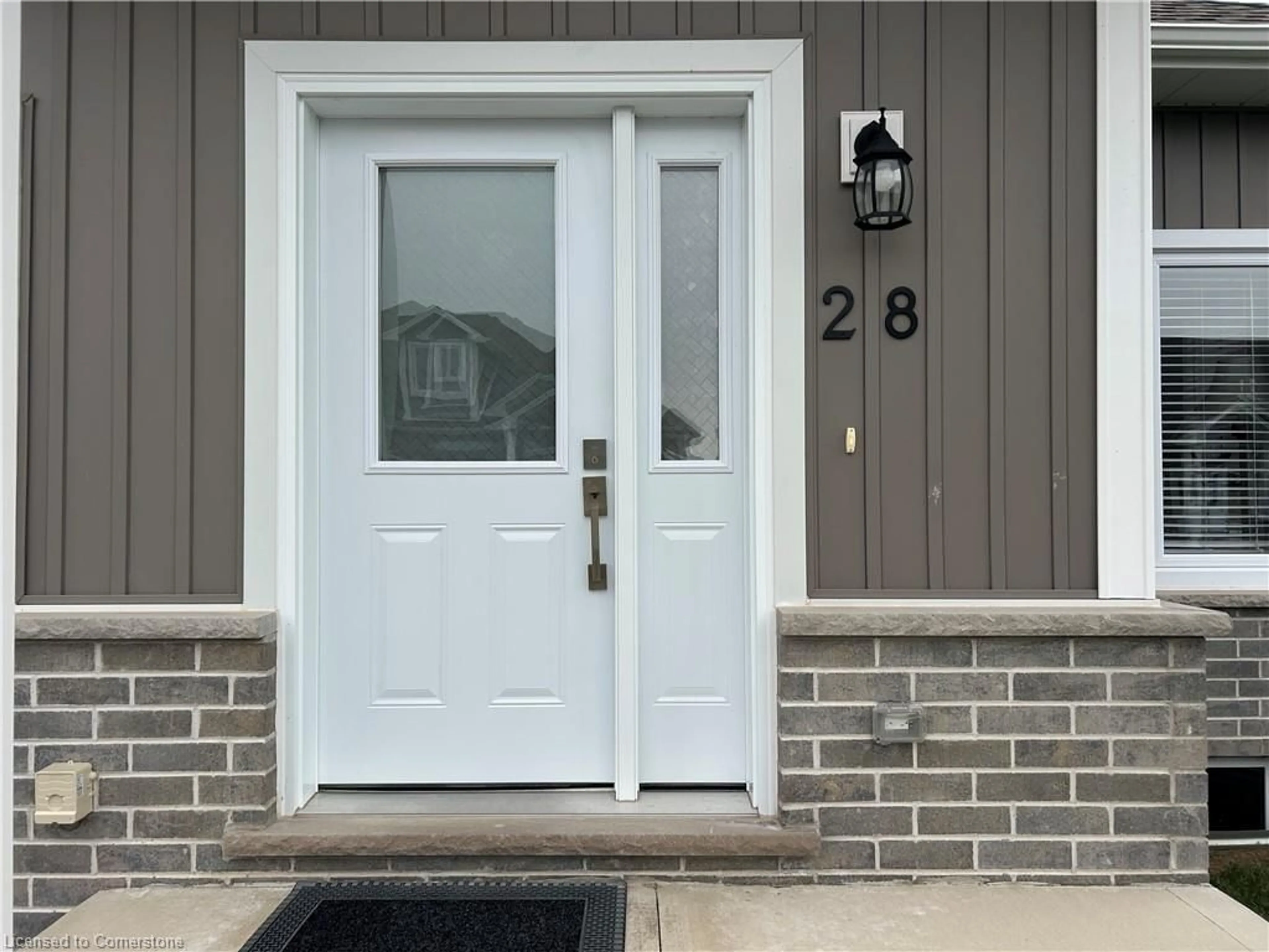 Indoor entryway for 744 Nelson St #28, Port Dover Ontario N0A 1N0