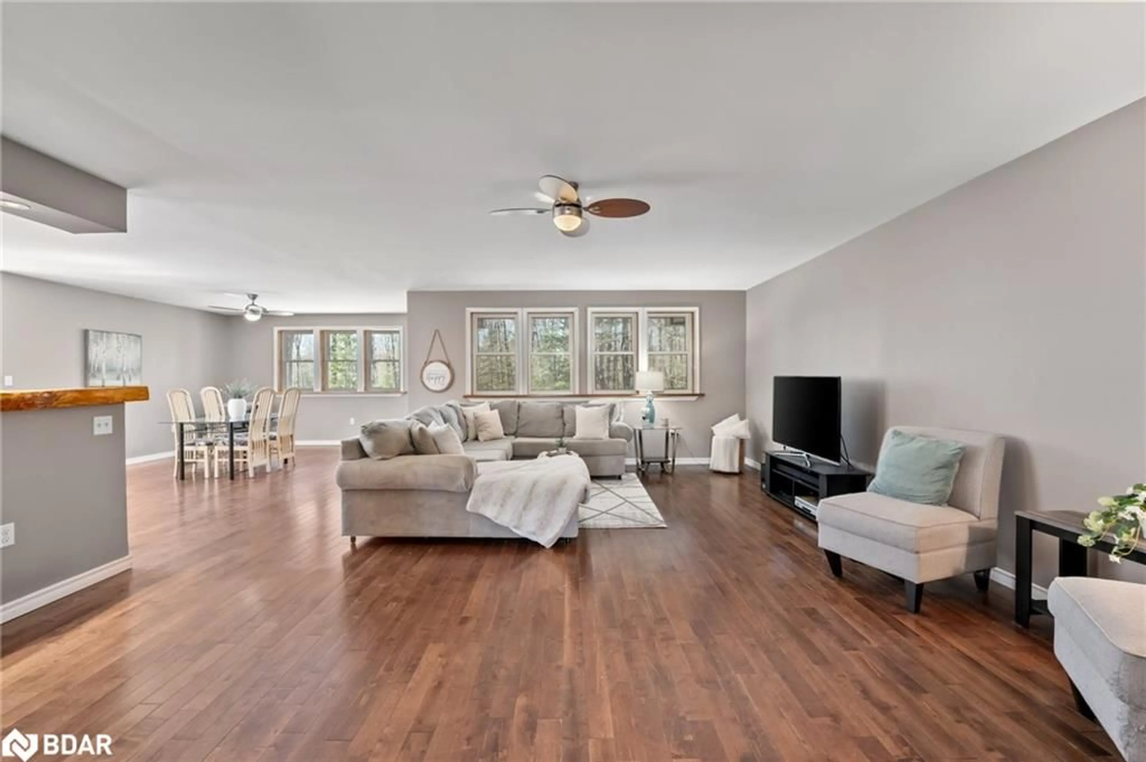 Living room with furniture, unknown for 800 Jeffrey Lake Rd, Bancroft Ontario K0L 1C0