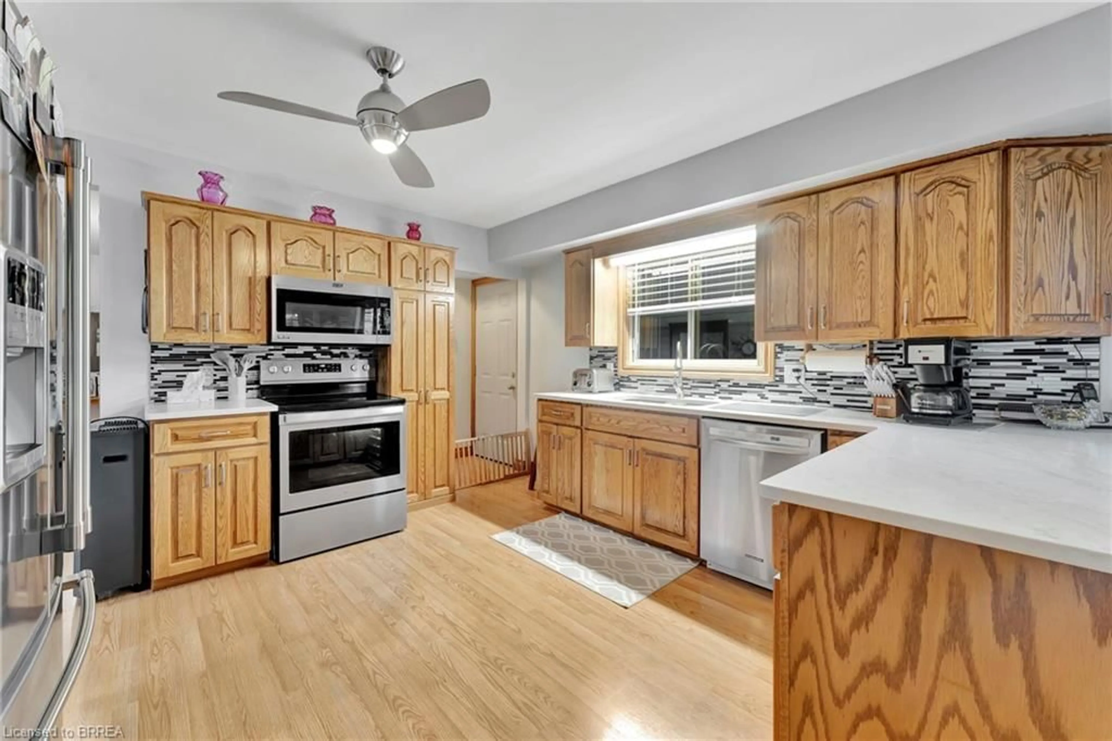 Standard kitchen, unknown for 2 Saint Catharine St, Burford Ontario N0E 1A0