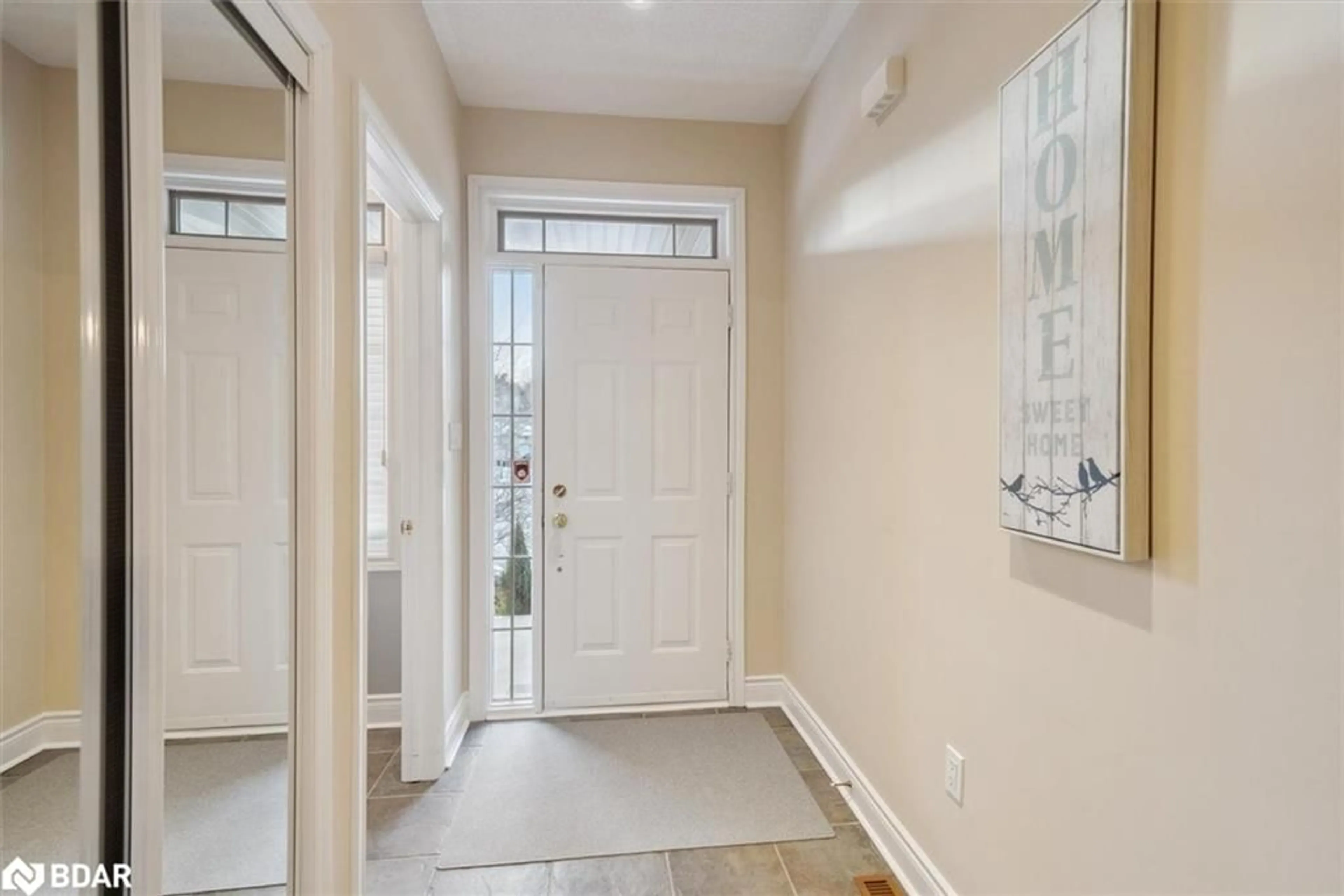 Indoor entryway for 71 Sulphur Springs Road Rd #10, Ancaster Ontario L9G 5C1