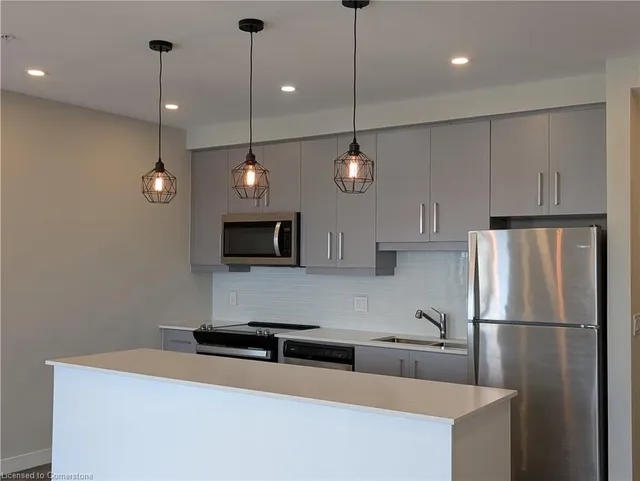 Additional property image - 15 Queen St Unit 1707