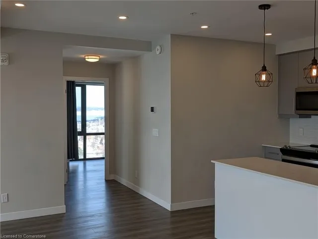 Additional property image - 15 Queen St Unit 1707