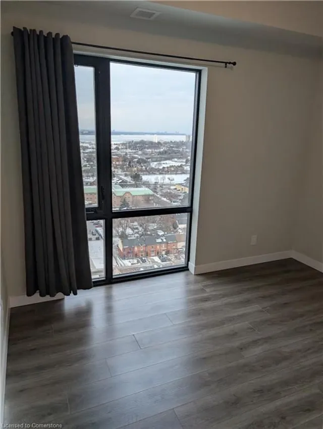 Additional property image - 15 Queen St Unit 1707