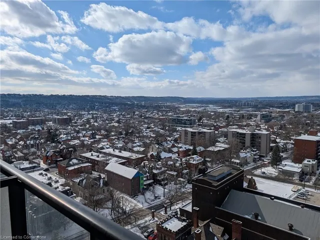 Additional property image - 15 Queen St Unit 1707