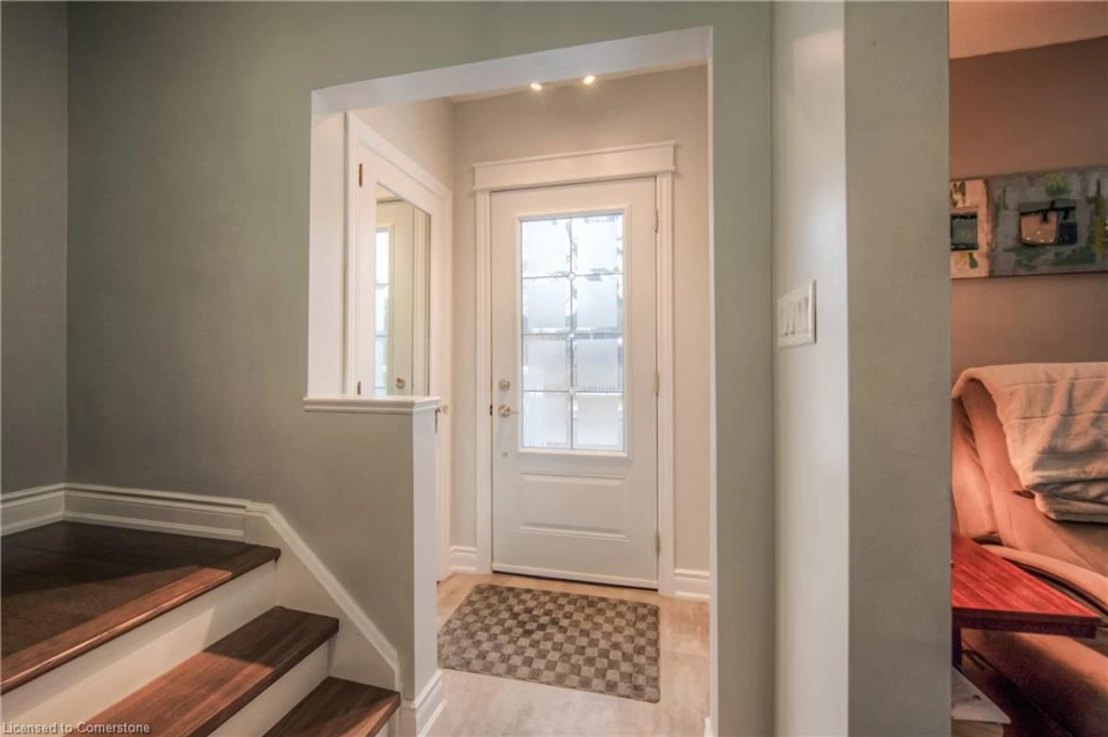 Indoor entryway for 55 Wellington St, Hamilton Ontario L8N 2P9