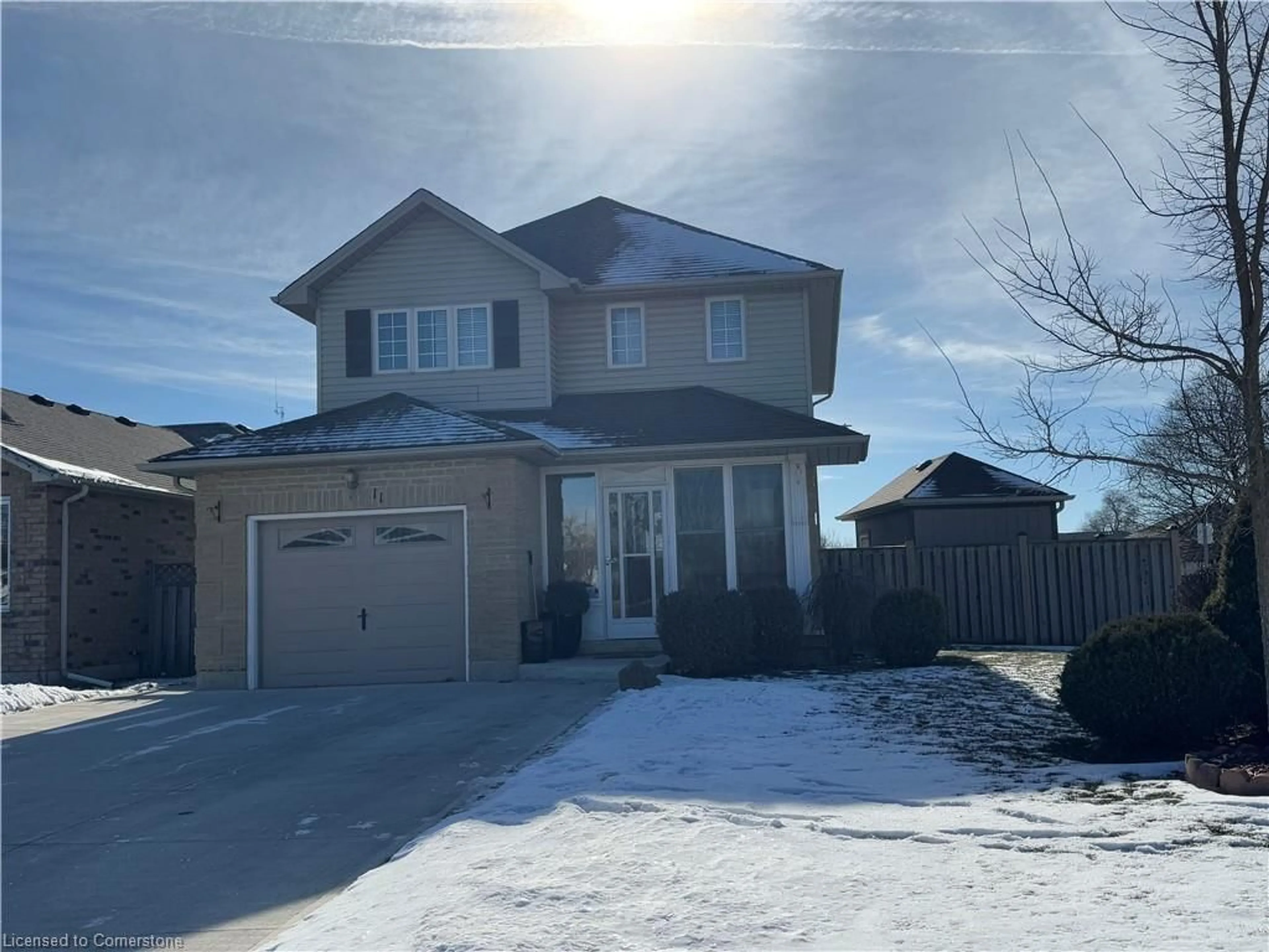 A pic from outside/outdoor area/front of a property/back of a property/a pic from drone, street for 11 Longview Dr, Mount Hope Ontario L0R 1W0