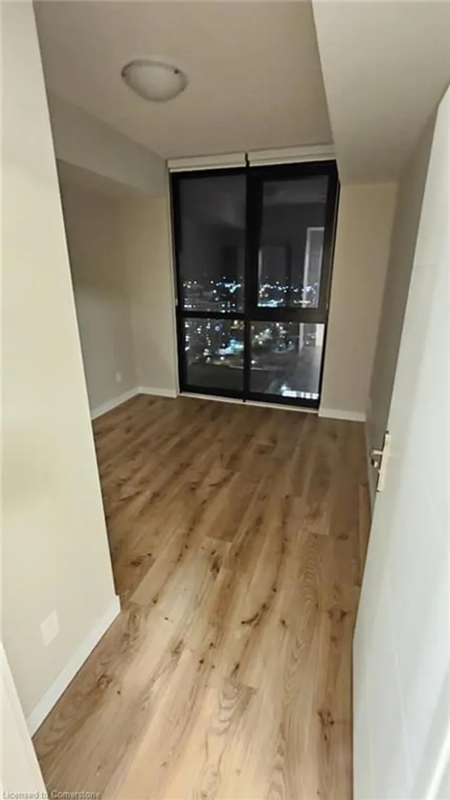 Additional property image - 2404 Frederick St Unit 4