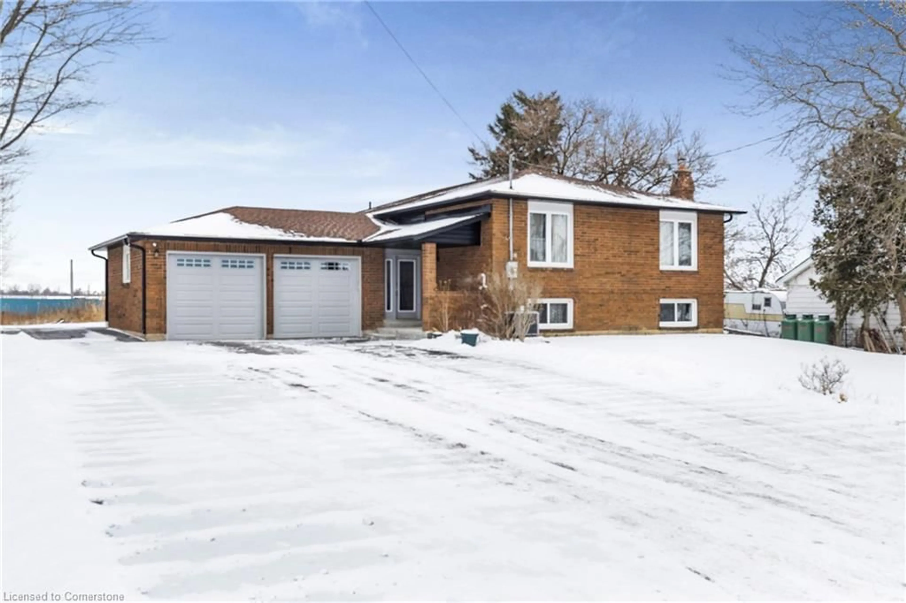 Home with brick exterior material, street for 739 Mud St, Stoney Creek Ontario L8J 3B8