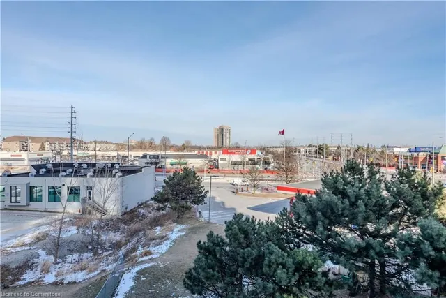 Additional image 14 of 55 Eglinton Ave Unit 405