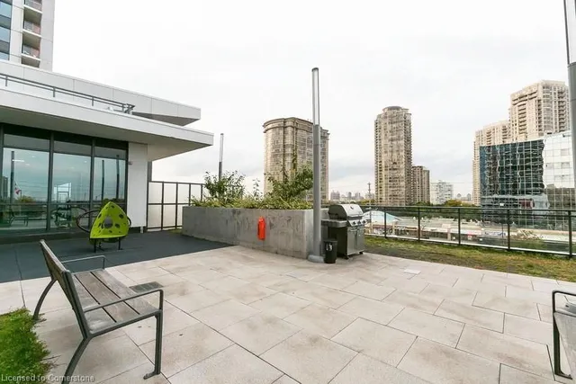 Additional image 7 of 55 Eglinton Ave Unit 405