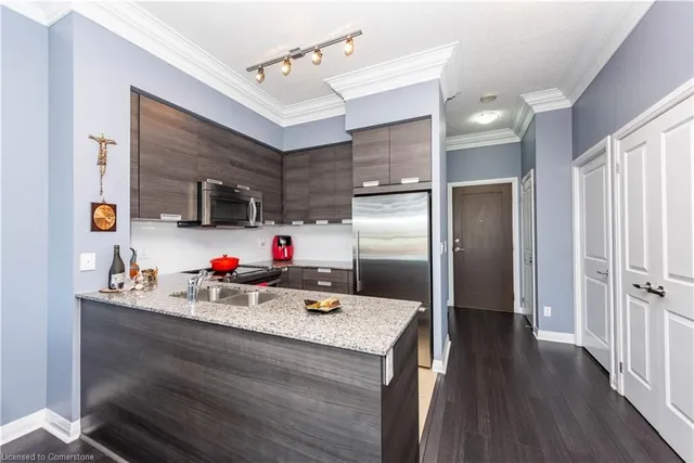 Additional image 34 of 55 Eglinton Ave Unit 405