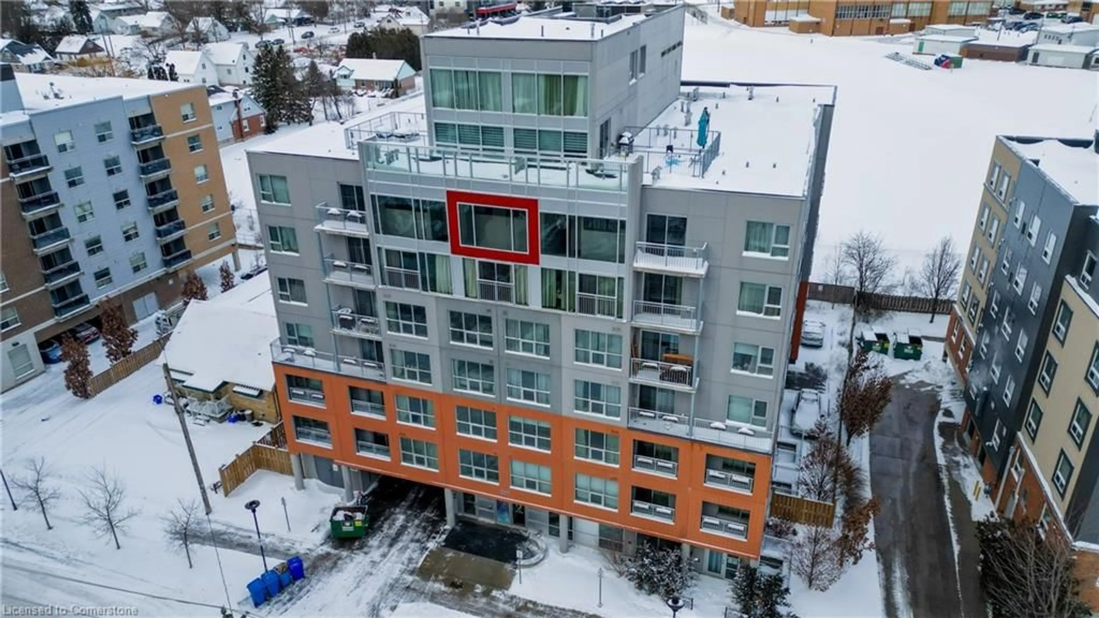 A pic from outside/outdoor area/front of a property/back of a property/a pic from drone, building for 321 Spruce St #708, Waterloo Ontario N2L 0G4