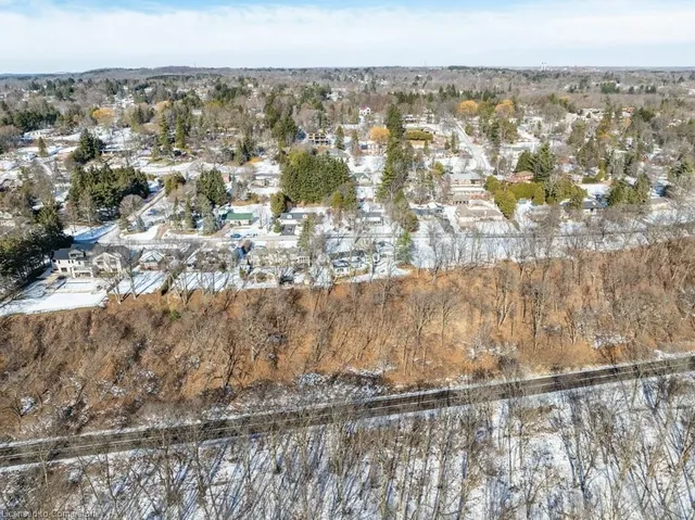 Additional property image - 14 Maple Ave