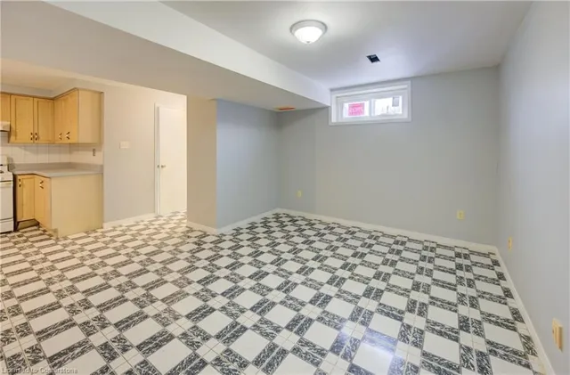 Additional property image - 62 Robson Cres
