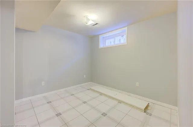 Additional property image - 62 Robson Cres