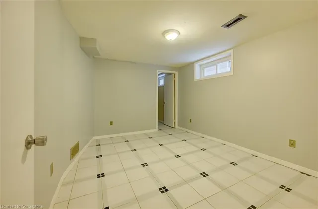 Additional property image - 62 Robson Cres