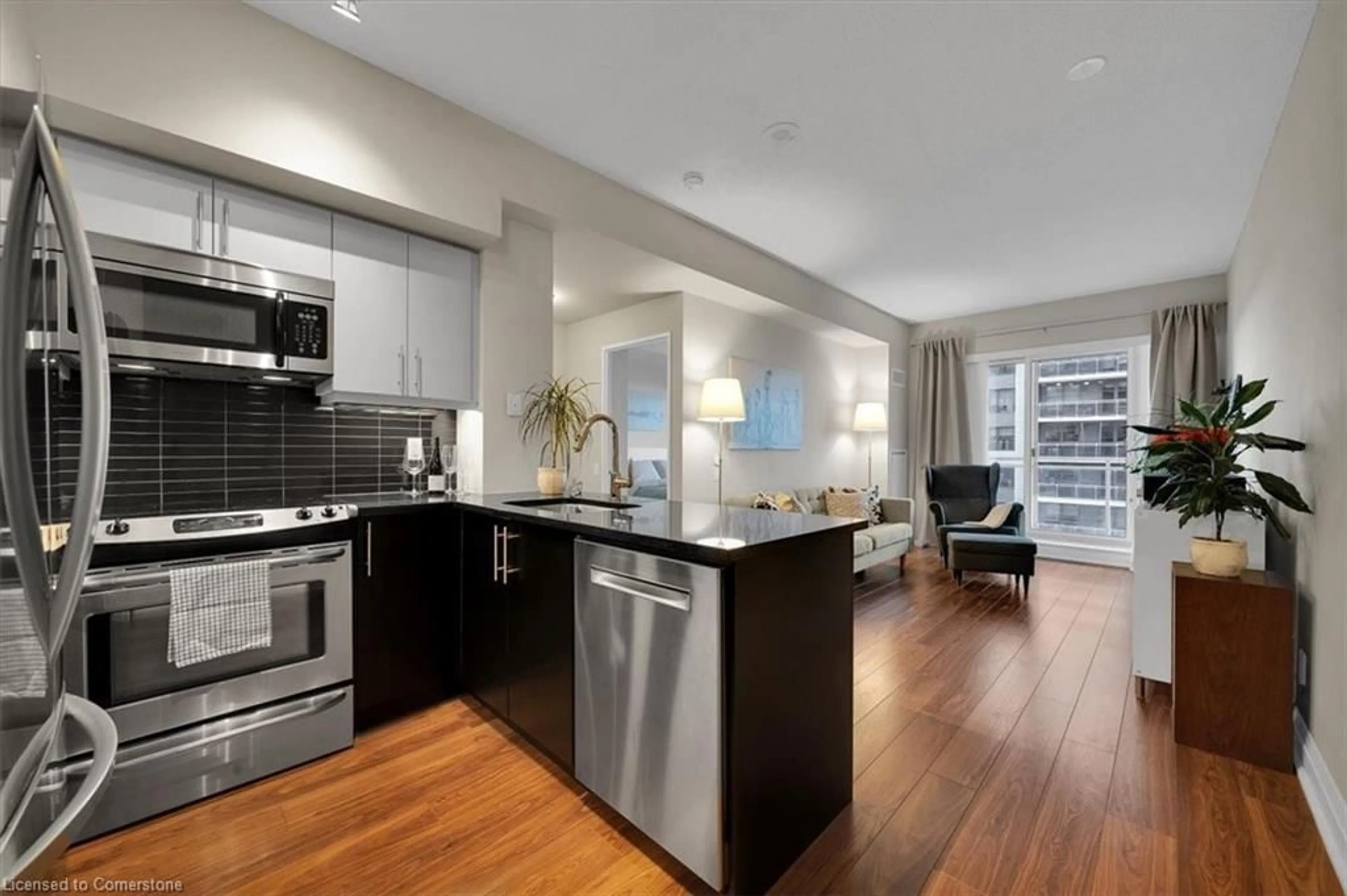 Open concept kitchen, unknown for 83 Redpath Ave #1306, Toronto Ontario M4S 0A2