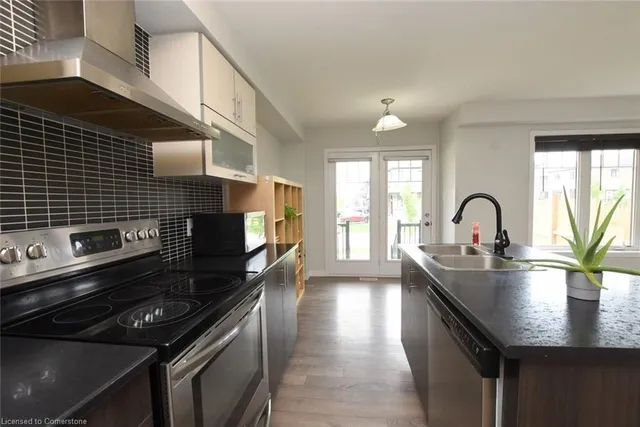 Additional property image - 50 Sherway Dr