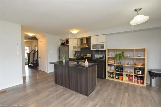 Additional property image - 50 Sherway Dr