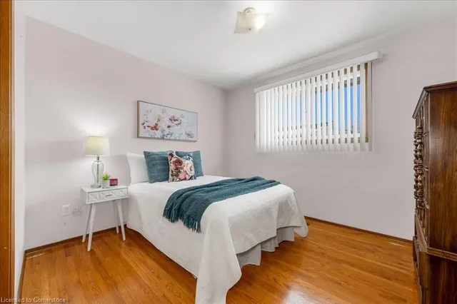 Additional property image - 43 Seaton Place Dr