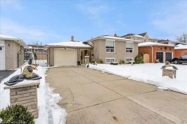 Additional property image - 43 Seaton Place Dr