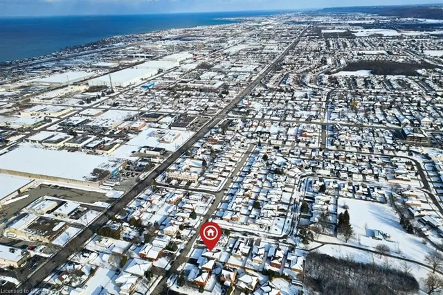 Additional property image - 43 Seaton Place Dr