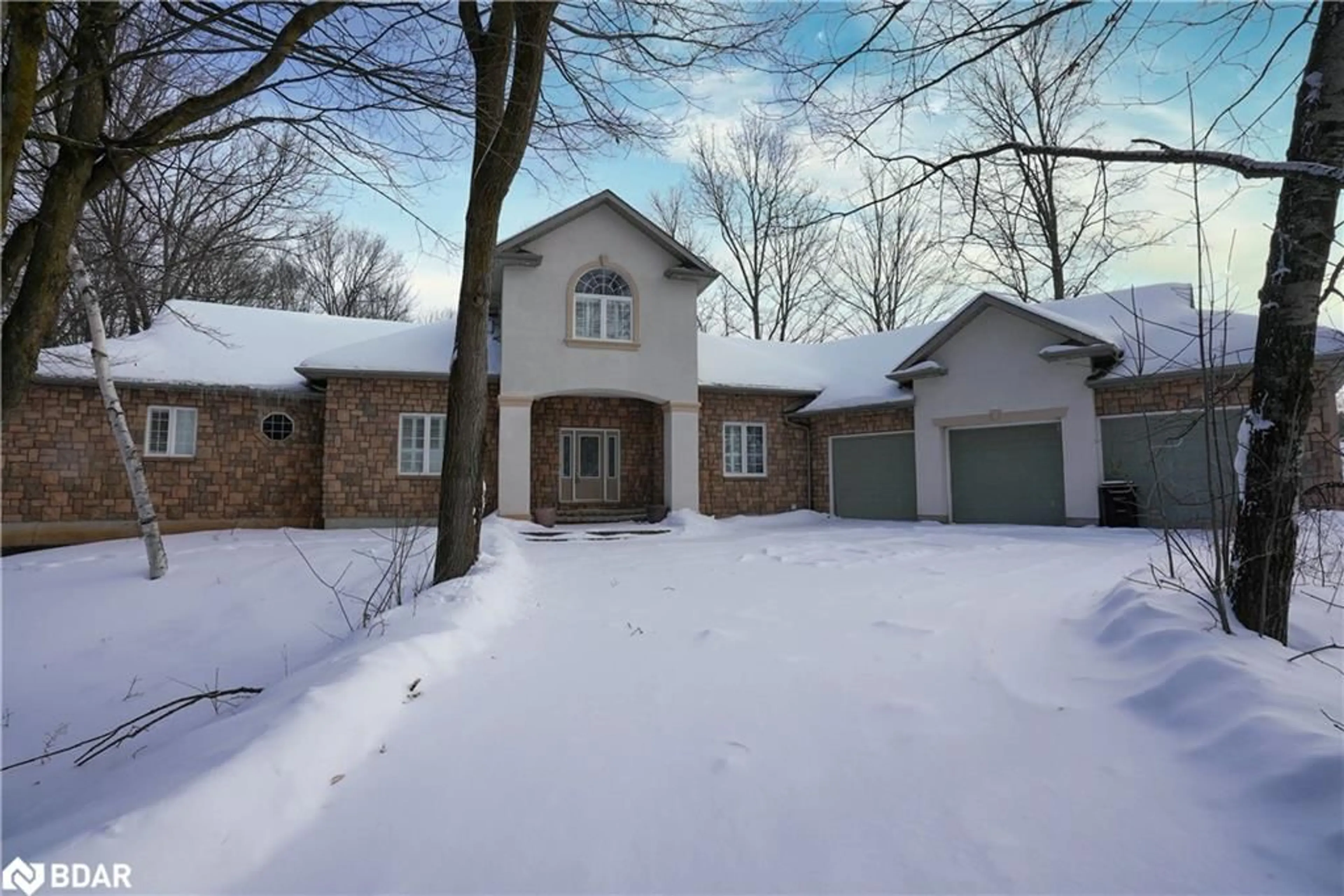 Unknown for 29 Glenhuron Dr, Midhurst Ontario L4M 6T4