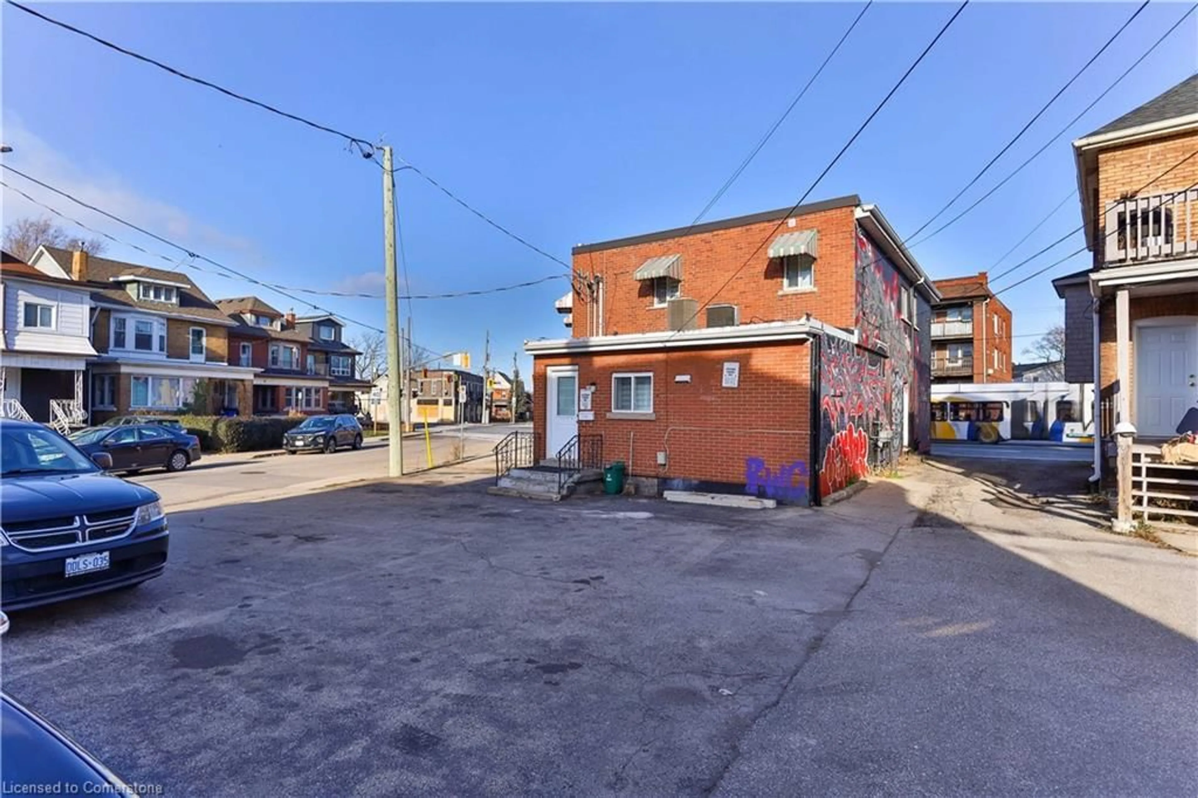 A pic from outside/outdoor area/front of a property/back of a property/a pic from drone, street for 1256 King St, Hamilton Ontario L8M 1G8