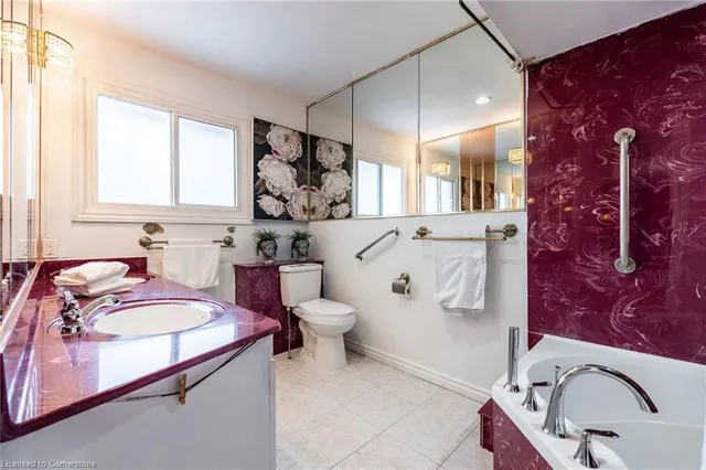Additional property image - 9 Laurier Ave