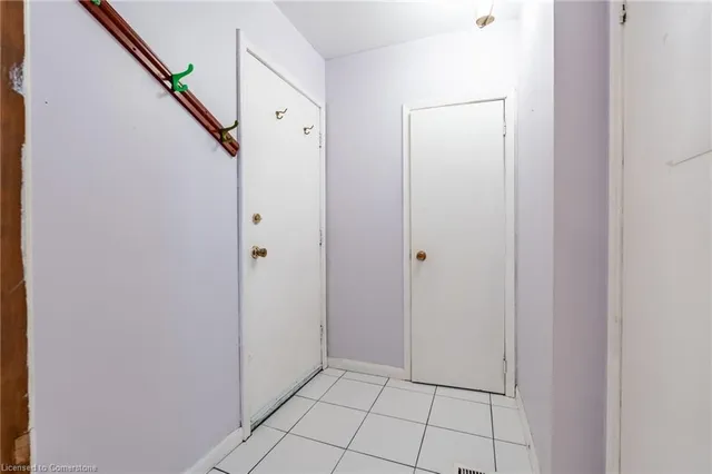 Additional property image - 9 Laurier Ave