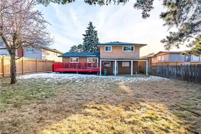 Additional property image - 9 Laurier Ave