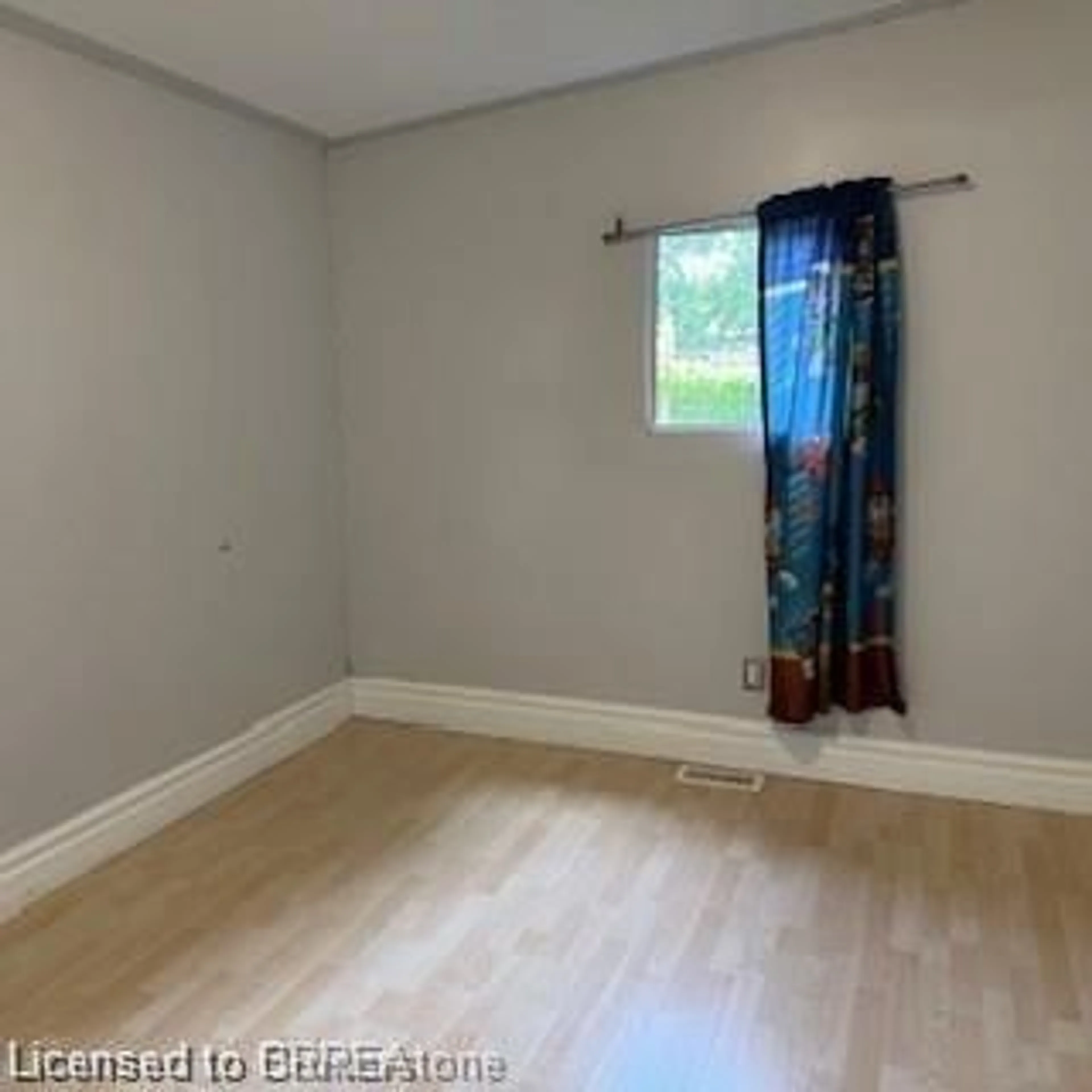 A pic of a room for 66 Eagle Ave, Brantford Ontario N3S 1Y9