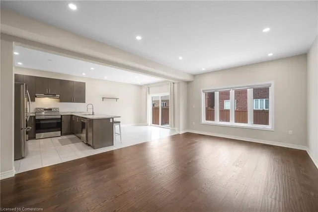 Additional property image - 8 Bethune Avenue