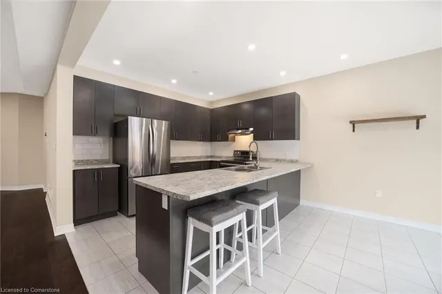 Additional property image - 8 Bethune Avenue
