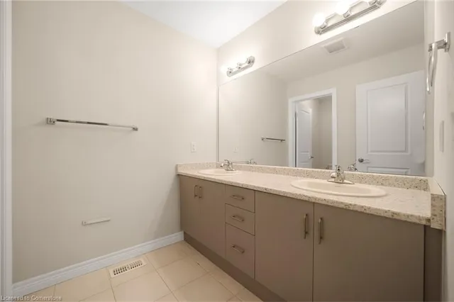 Additional property image - 8 Bethune Avenue