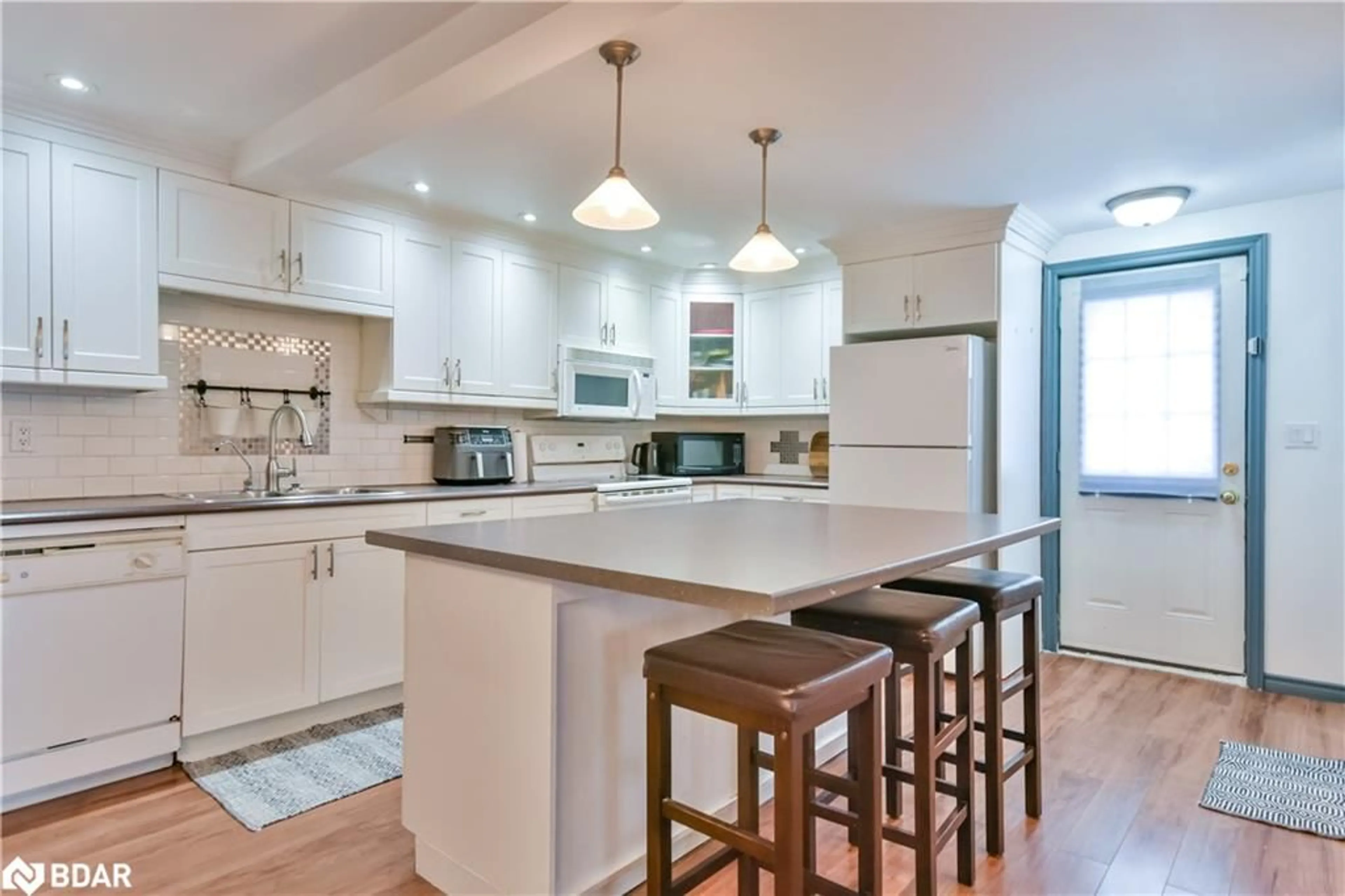 Open concept kitchen, ceramic/tile floor for 341 Park St, Victoria Harbour Ontario L0K 2A0