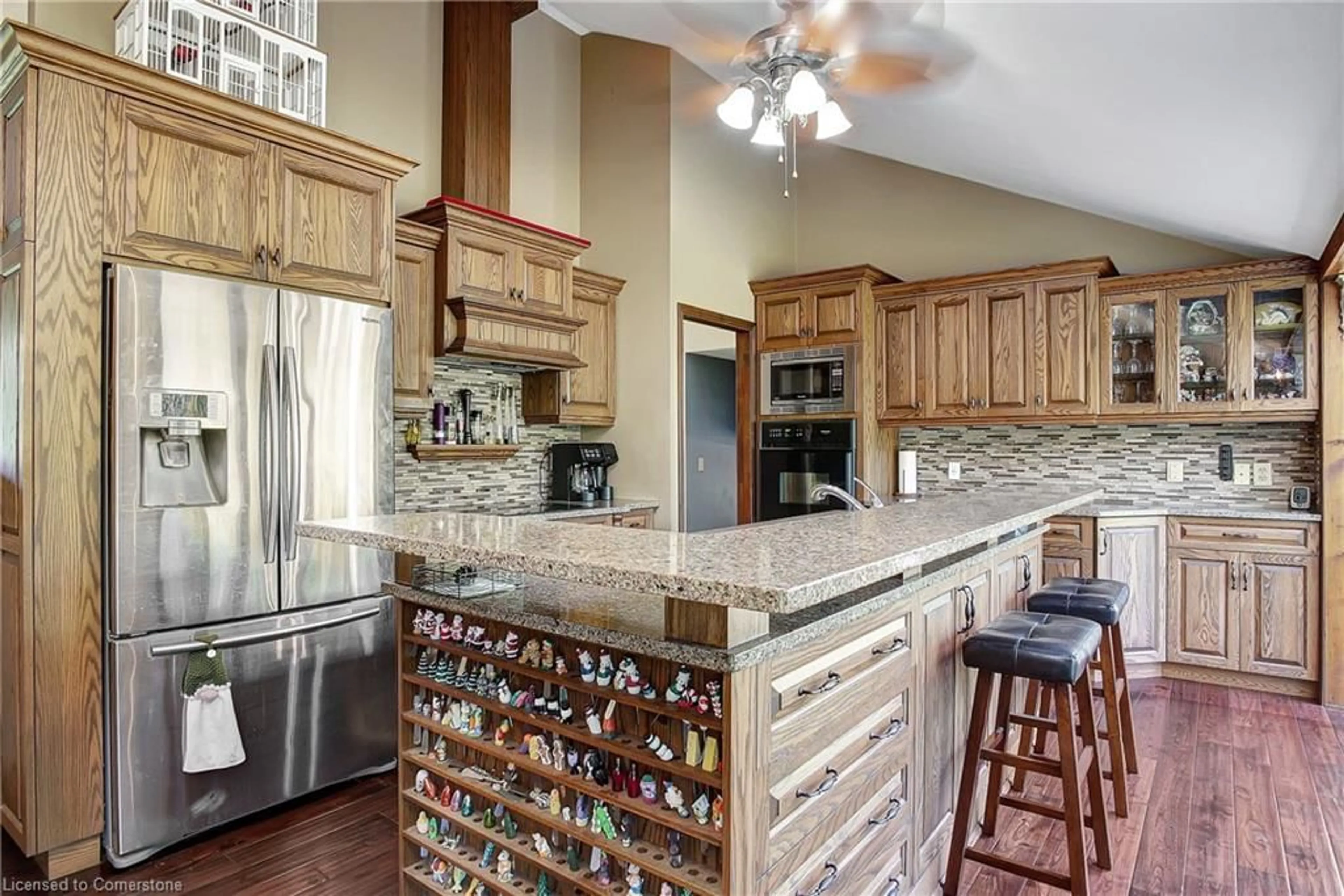 Open concept kitchen, ceramic/tile floor for 1961 5th Concession Rd, Flamborough Ontario N0B 1L0