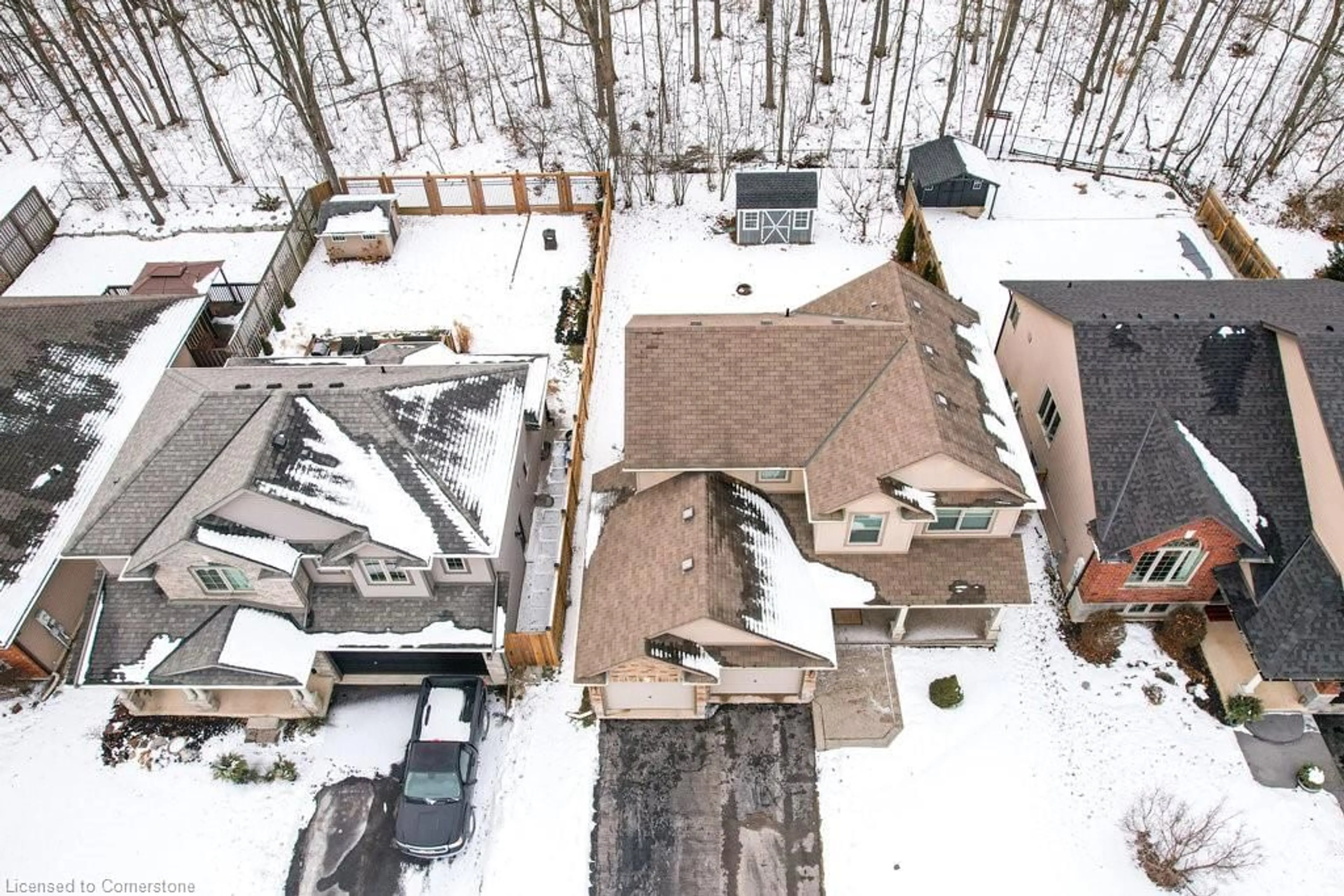 A pic from outside/outdoor area/front of a property/back of a property/a pic from drone, street for 54 Harvest Gate, Smithville Ontario L0R 2A0