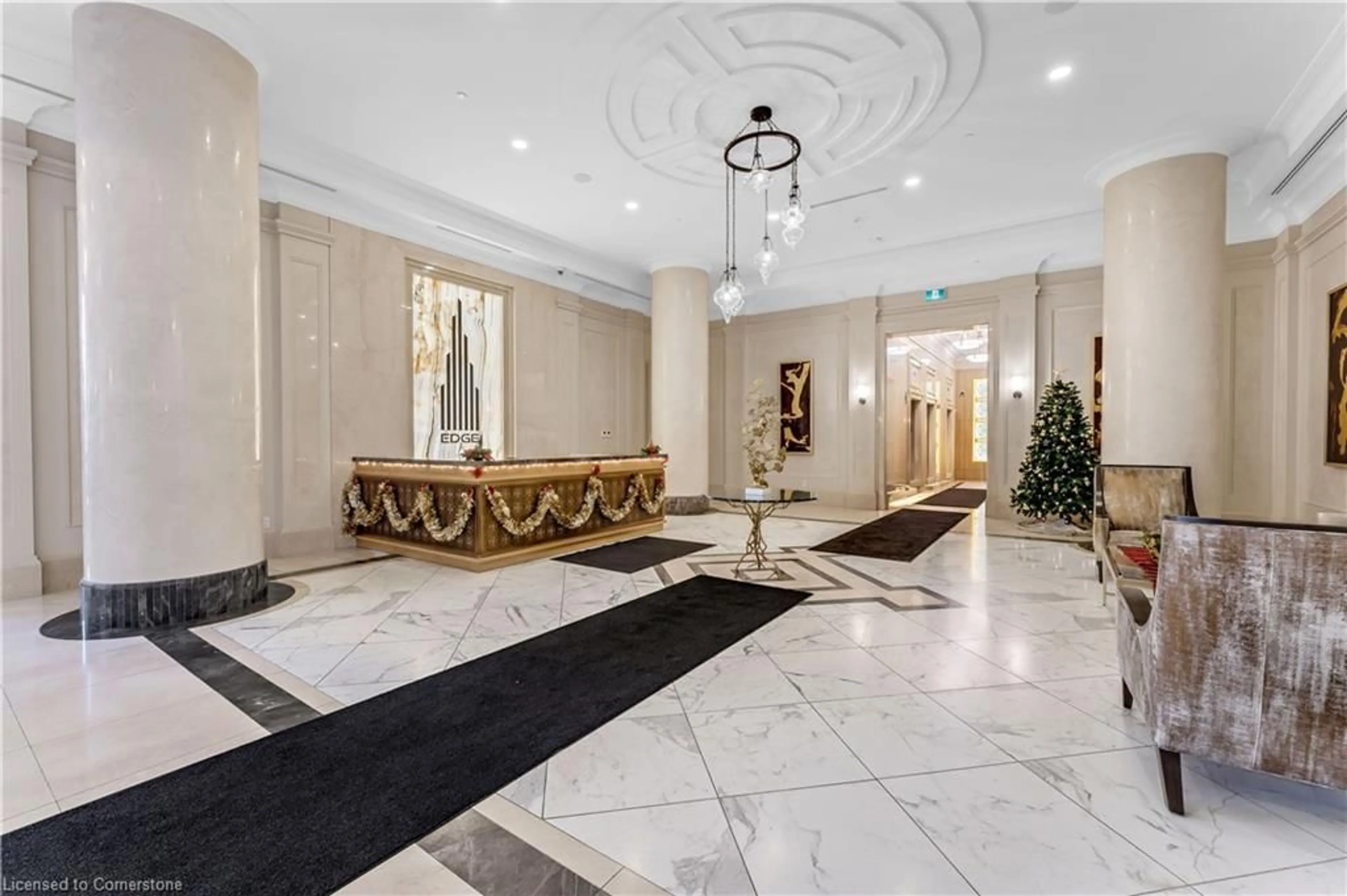 Lobby for 36 Elm Drive West Dr, Peel Ontario L5B 0N3