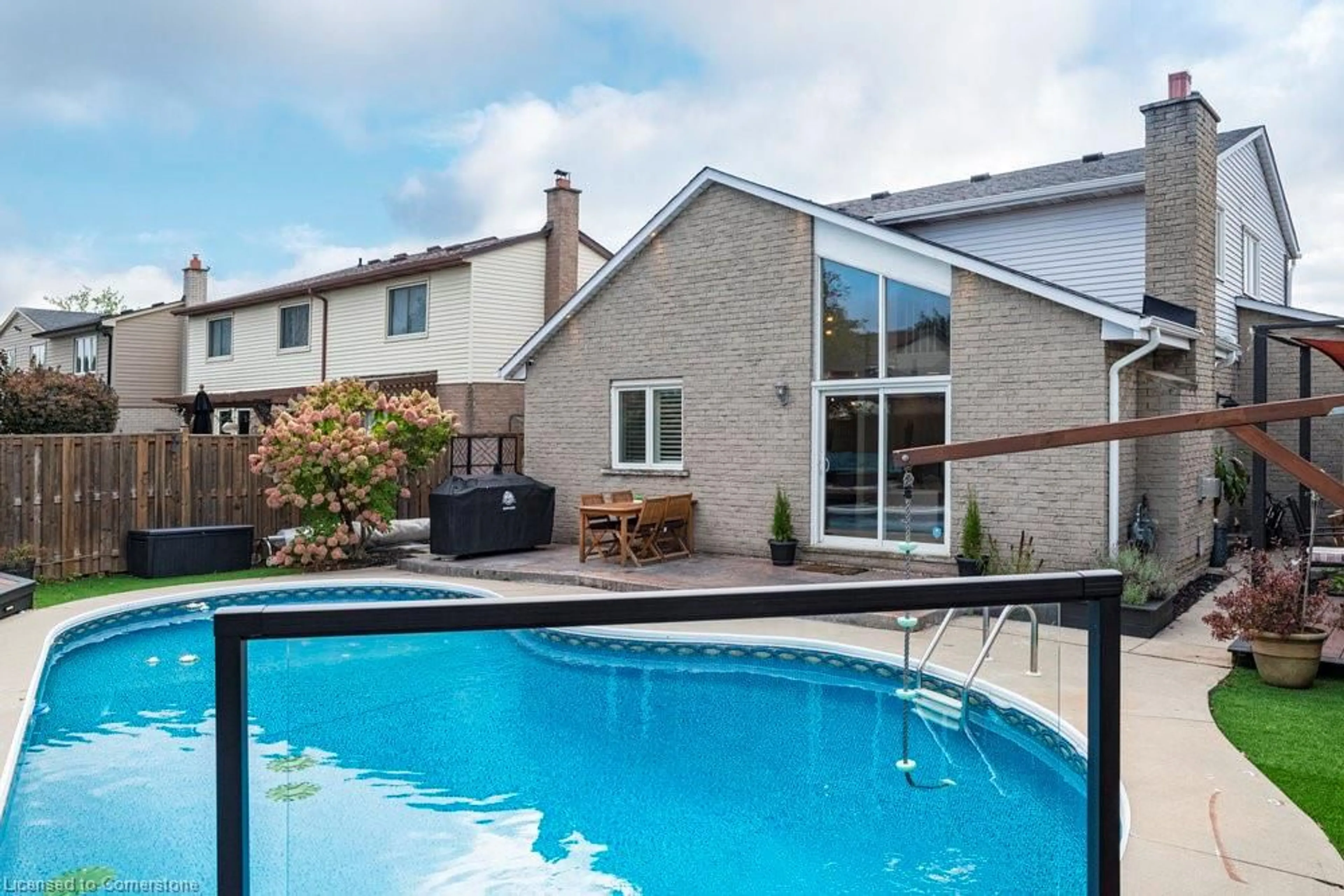 Pool for 9 Bing Cres, Stoney Creek Ontario L8E 3Z4