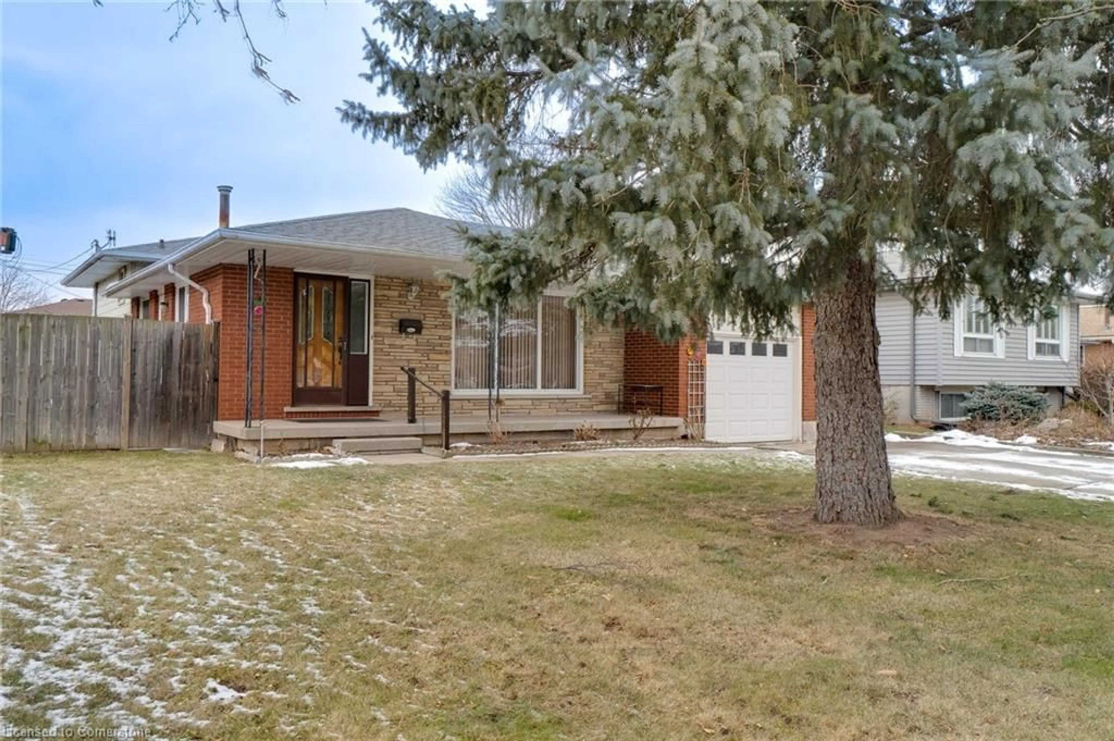 Home with brick exterior material, street for 101 Stoney Brook Dr, Stoney Creek Ontario L8G 3V9