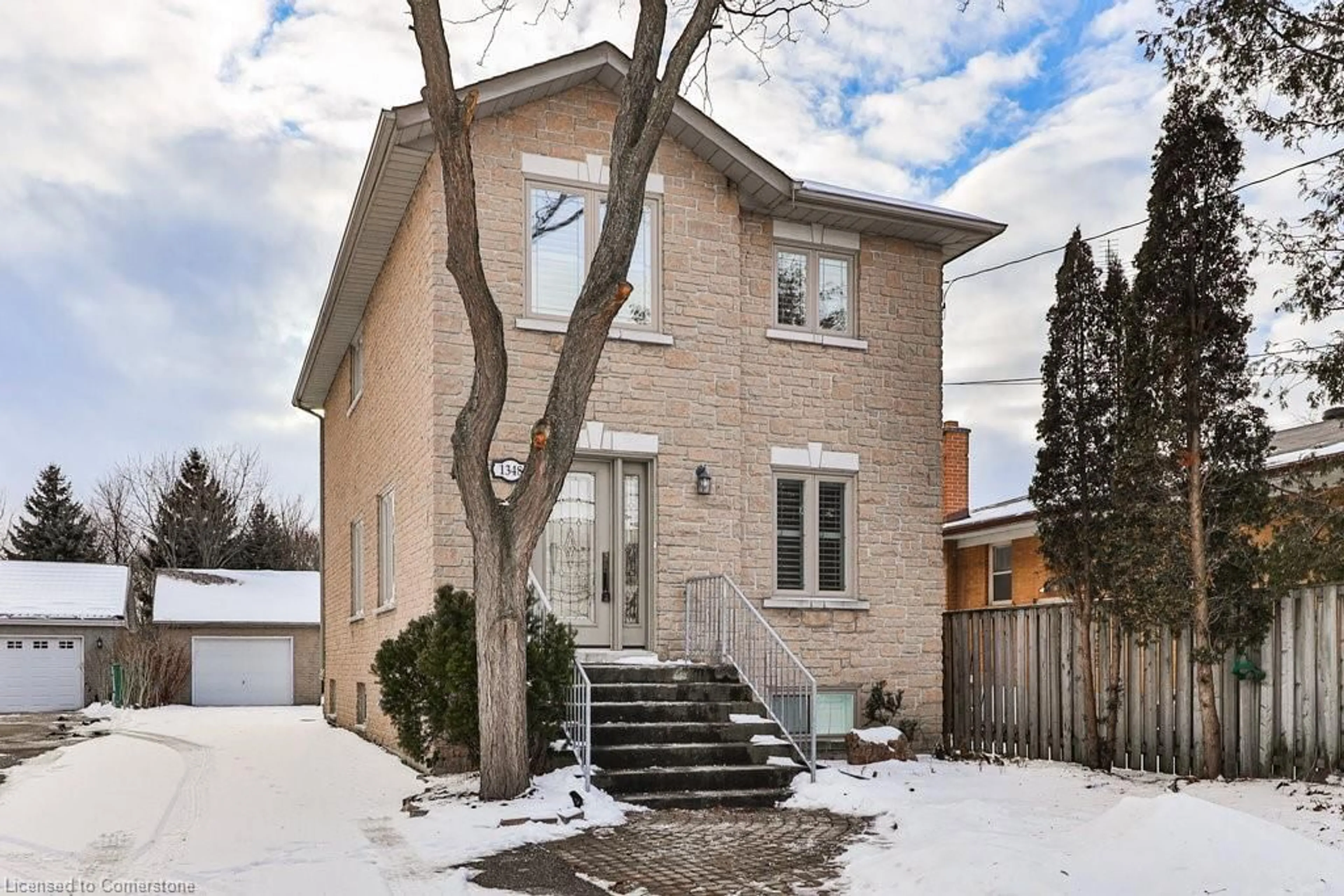 Home with brick exterior material, street for 1348 Northmount Ave, Mississauga Ontario L5E 1Y5