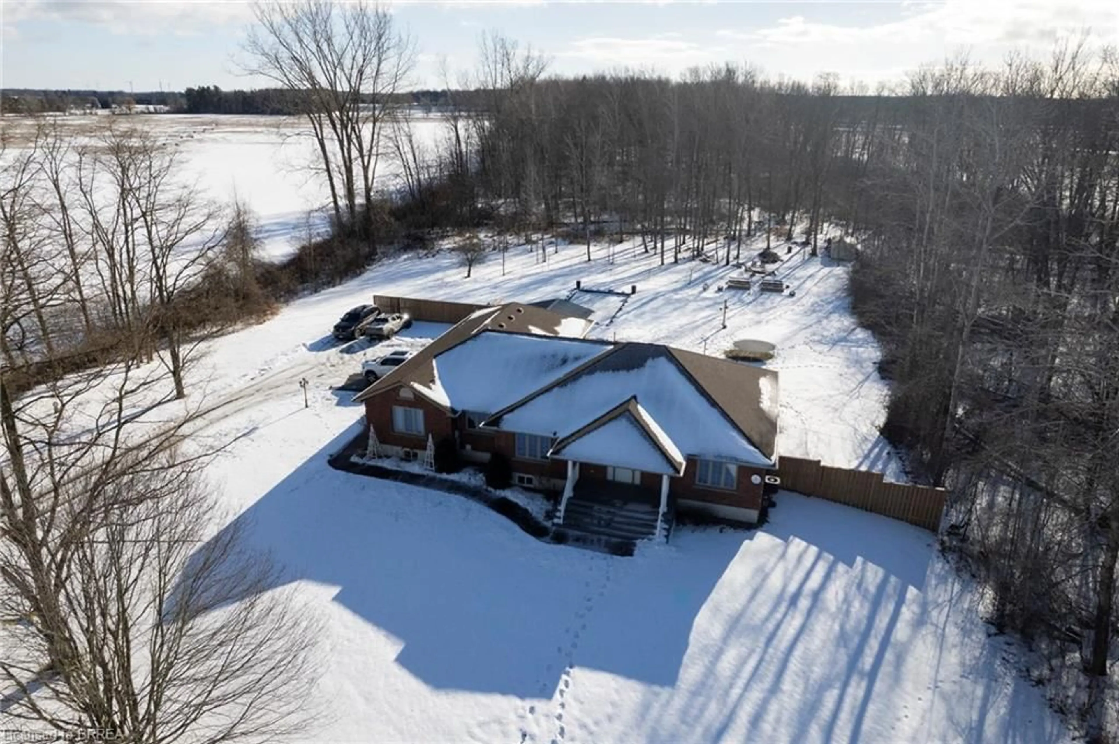 A pic from outside/outdoor area/front of a property/back of a property/a pic from drone, water/lake/river/ocean view for 468 Fairground Rd, Langton Ontario N0E 1G0