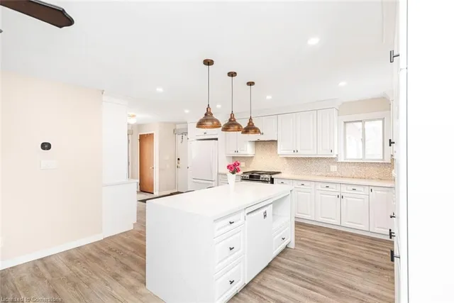 Additional property image - 520 Anson Dr
