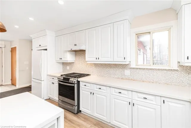 Additional property image - 520 Anson Dr